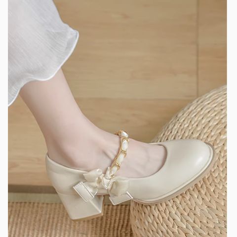 Semi High or High heels new style niche design with skirt bow single shoes
